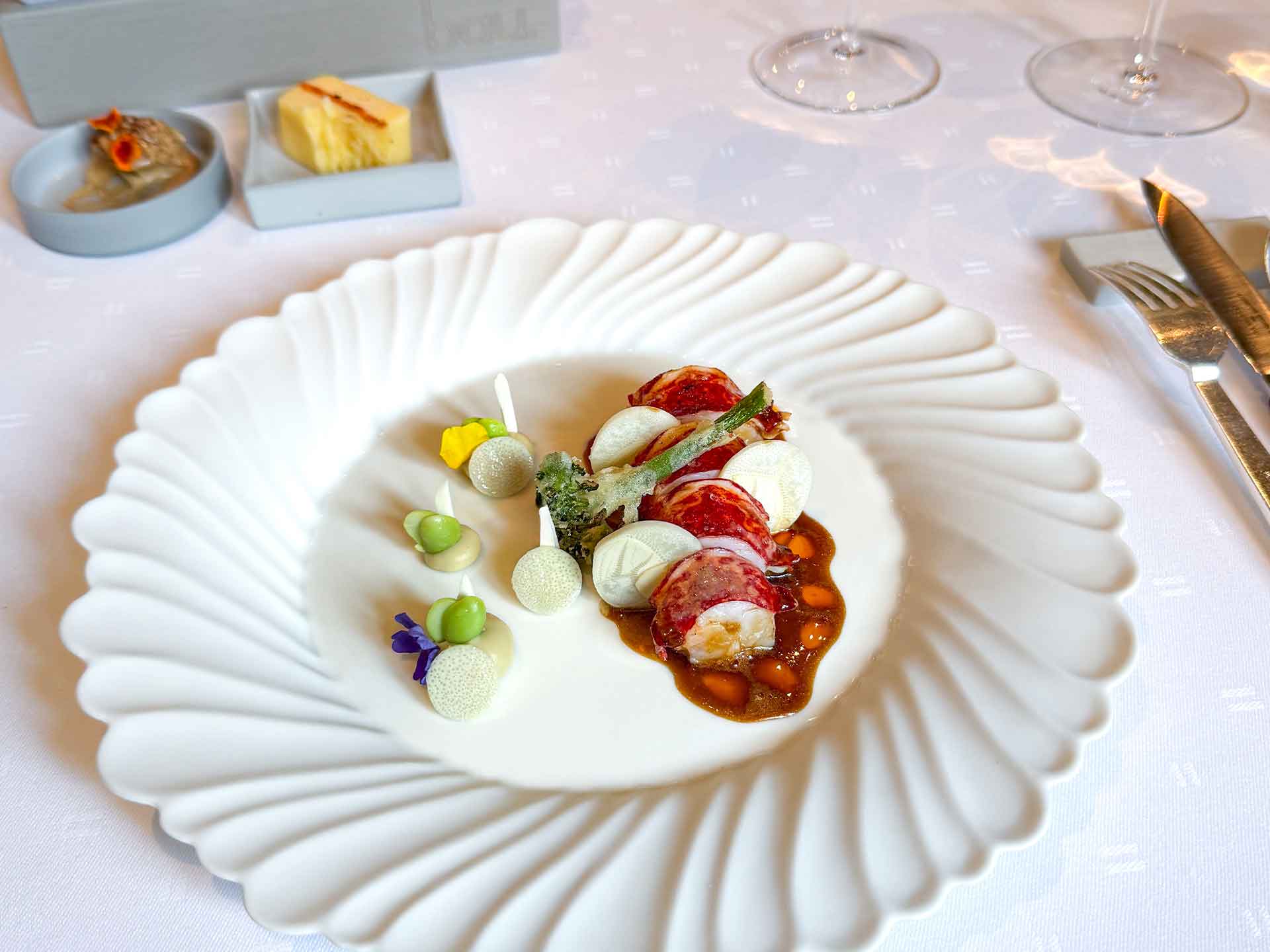 victors-fine-dining-21