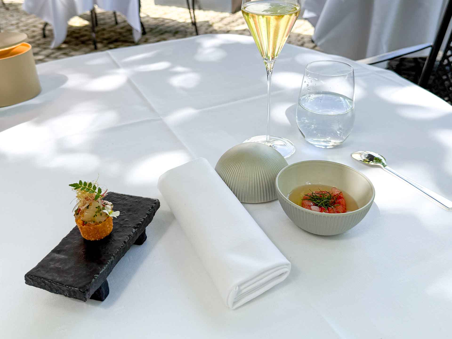 victors-fine-dining-22